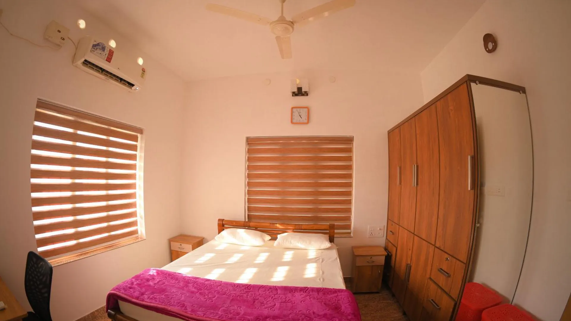 Πανσιόν Biki'S Palm Villa Kaduturutti