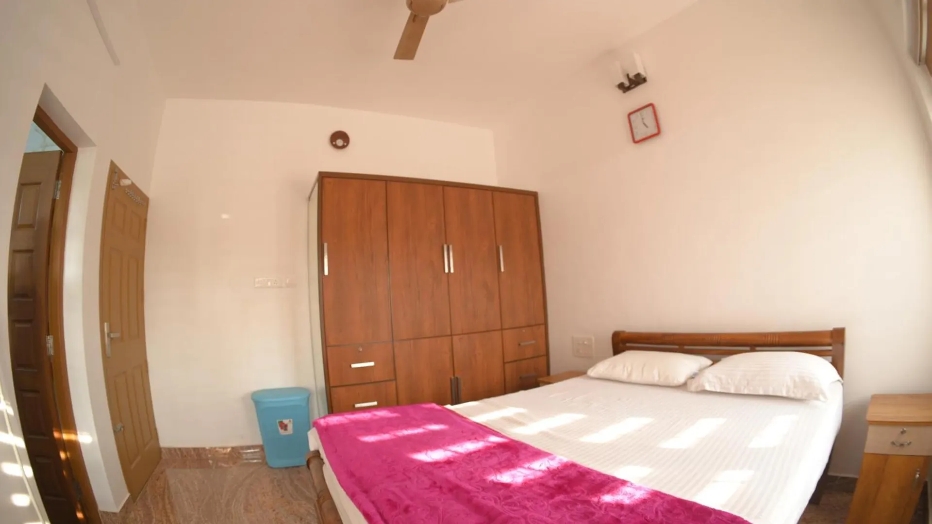 Biki'S Palm Villa Kaduturutti Vendégház